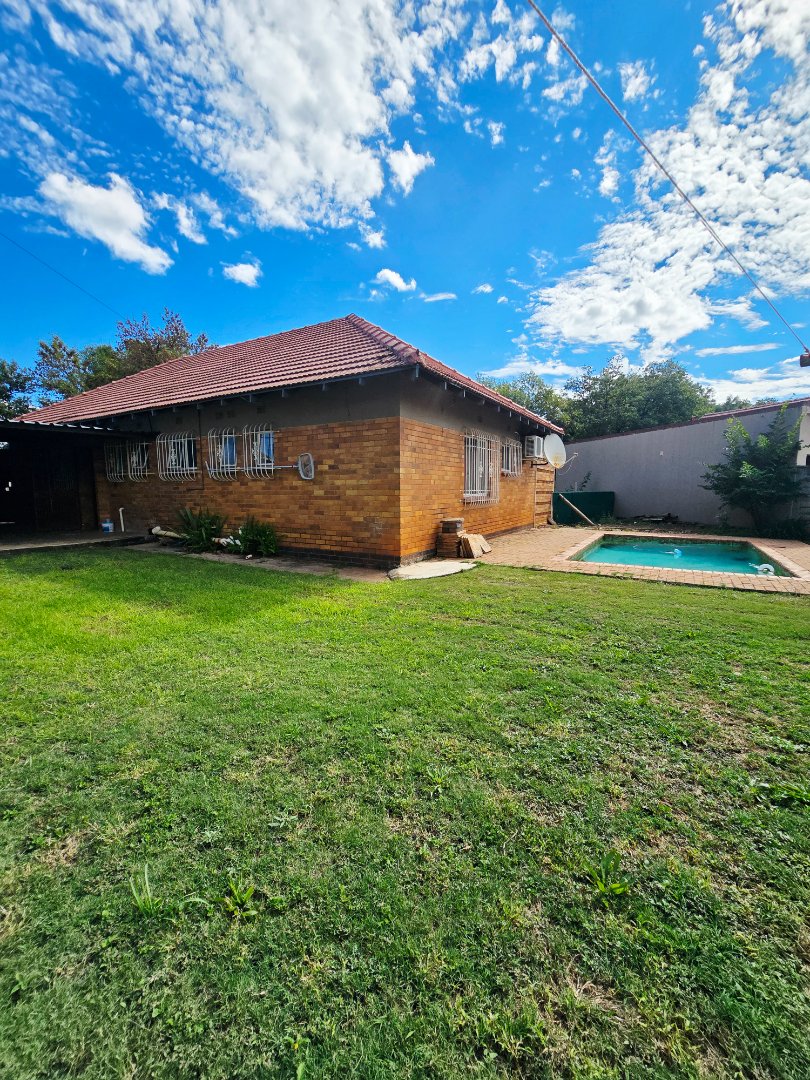 3 Bedroom Property for Sale in Stilfontein Ext 4 North West
